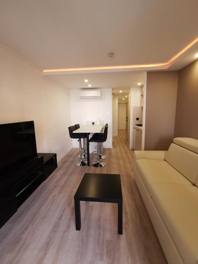 Appartement En Bord De Mer 戛纳 外观 照片