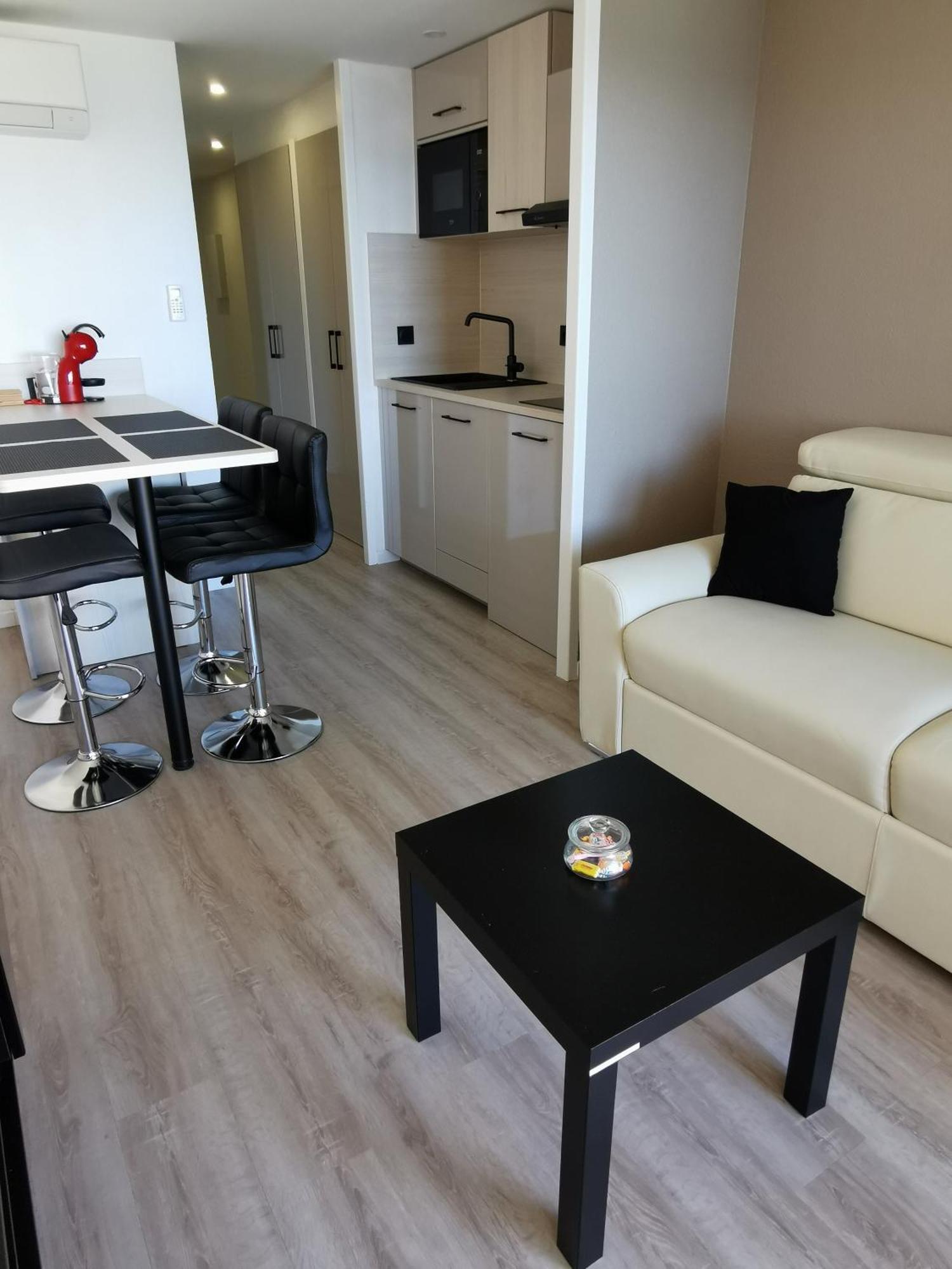 Appartement En Bord De Mer 戛纳 外观 照片